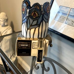 Black NIRVANA Elizabeth and James